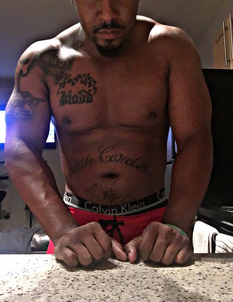 Photo nue de fuite OnlyFans de Oftenlong