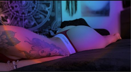 Photo nue de fuite OnlyFans de Tbaby