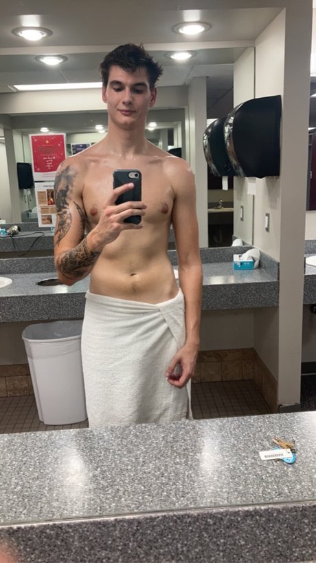 Photo nue de fuite OnlyFans de Jake