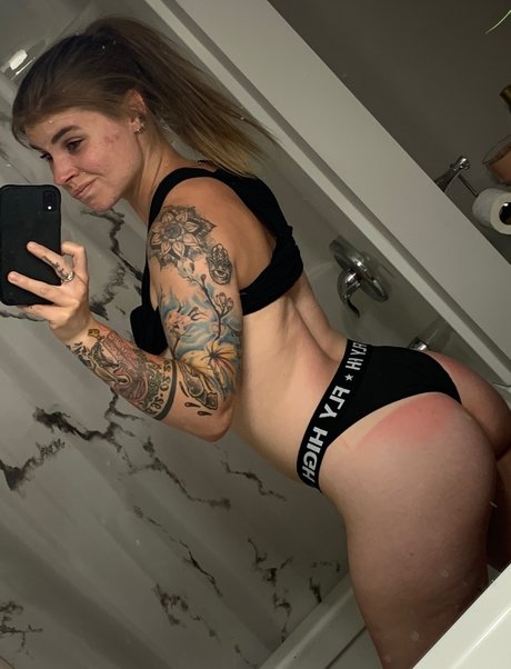 Photo nue de fuite OnlyFans de Astrid