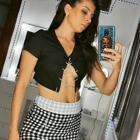 Photo nue de fuite OnlyFans de Yuvinka Algaraaz