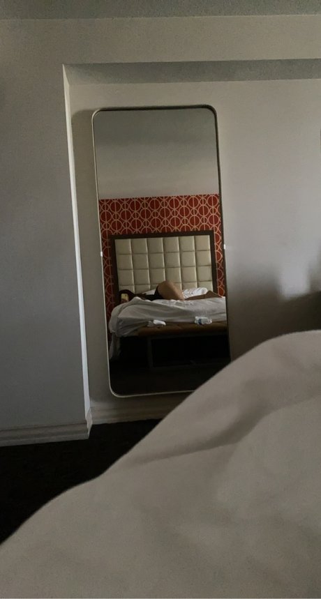 Photo nue de fuite OnlyFans de J 