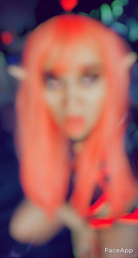 Photo nue de fuite OnlyFans de Trolote Cosplay