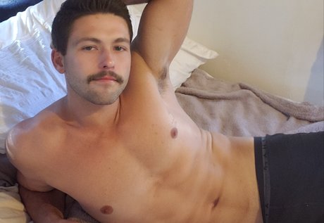 Photo nue de fuite OnlyFans de Tyler Wilson