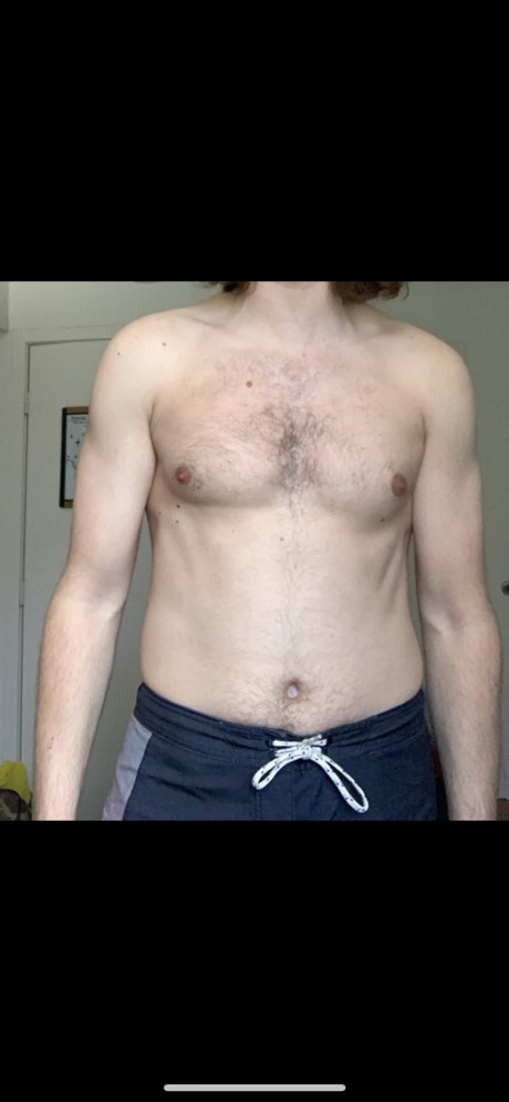 Photo nue de fuite OnlyFans de Grom