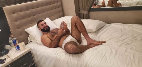 Photo nue de fuite OnlyFans de Hothairyguy