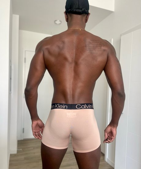 Photo nue de fuite OnlyFans de Your Favorite
