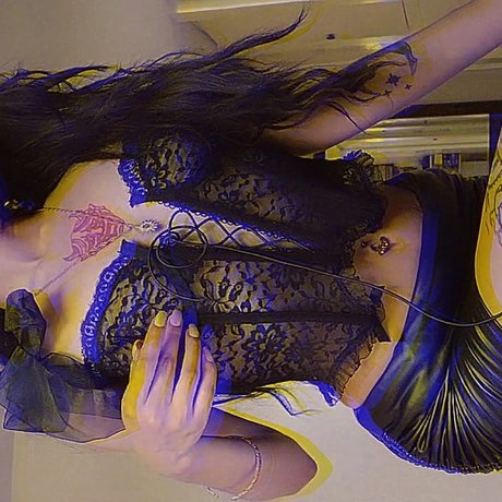 Photo nue de fuite OnlyFans de Lisa