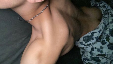 Photo nue de fuite OnlyFans de New Jonas