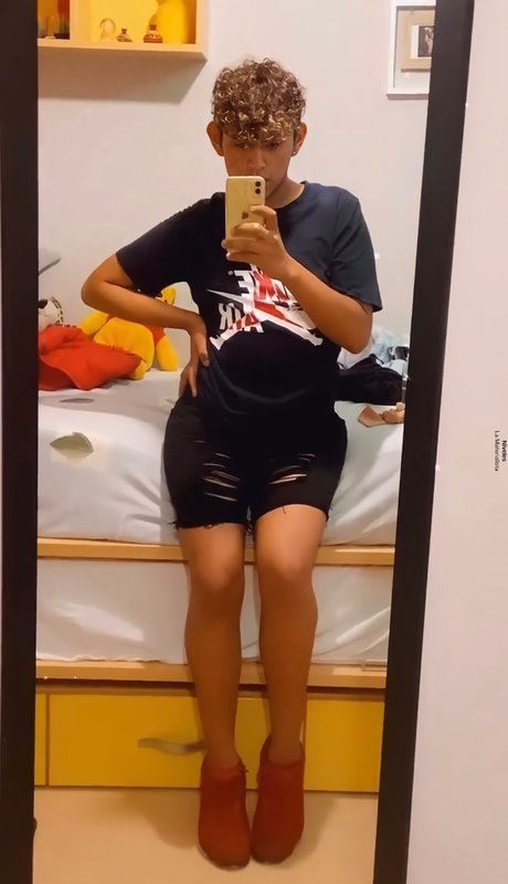 Photo nue de fuite OnlyFans de Zorro Manipulador