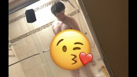 Photo nue de fuite OnlyFans de Jake Hall