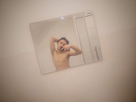 Photo nue de fuite OnlyFans de Ilya