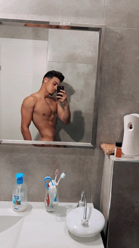 Photo nue de fuite OnlyFans de Orr Krowitz