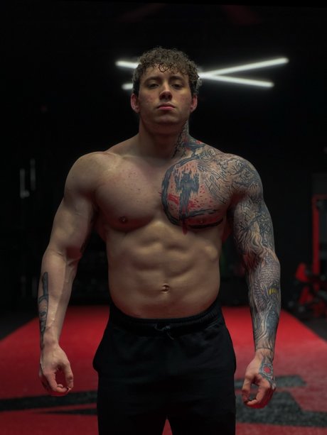 Photo nue de fuite OnlyFans de Ike