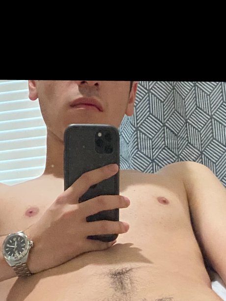 Photo nue de fuite OnlyFans de M