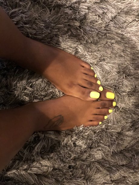 Photo nue de fuite OnlyFans de Sneakersolesandtoes