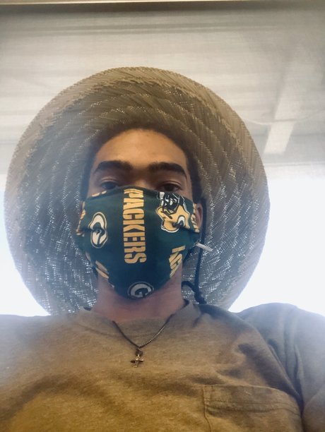 Photo nue de fuite OnlyFans de Snoop Marley Ts High Times