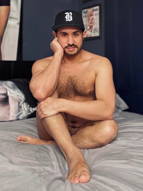 Photo nue de fuite OnlyFans de Louie