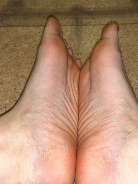 Onlyfeet23x
