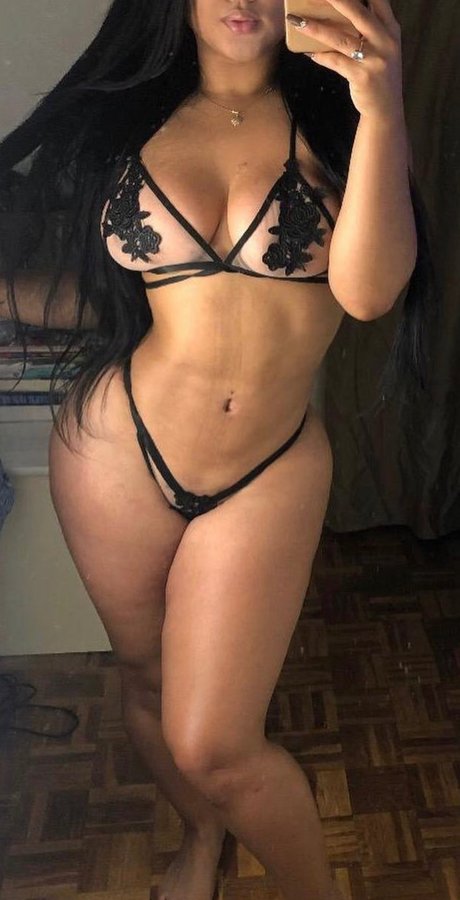 Photo nue de fuite OnlyFans de Candygirl Latina