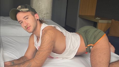 Photo nue de fuite OnlyFans de Pig Ari