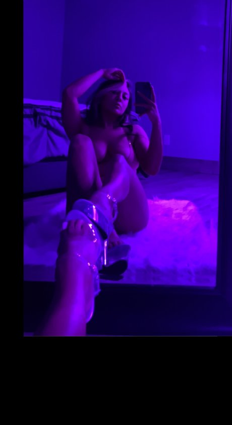 Photo nue de fuite OnlyFans de Valeria Sucia