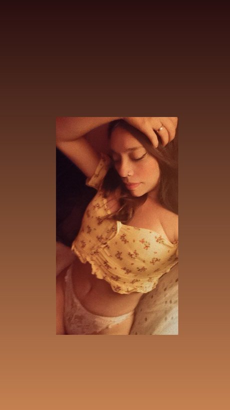 Photo nue de fuite OnlyFans de Mimifransi