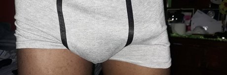 Photo nue de fuite OnlyFans de Desiredja