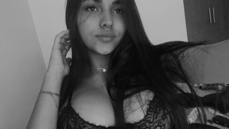 Photo nue de fuite OnlyFans de Valentina G