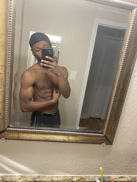 Photo nue de fuite OnlyFans de Kingkongxxl