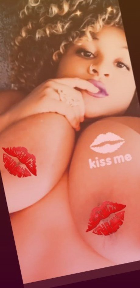 Photo nue de fuite OnlyFans de Kraziikeekeee