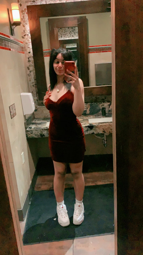 Photo nue de fuite OnlyFans de Isla