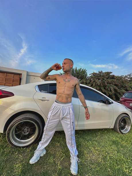 Photo nue de fuite OnlyFans de Facundo Avila