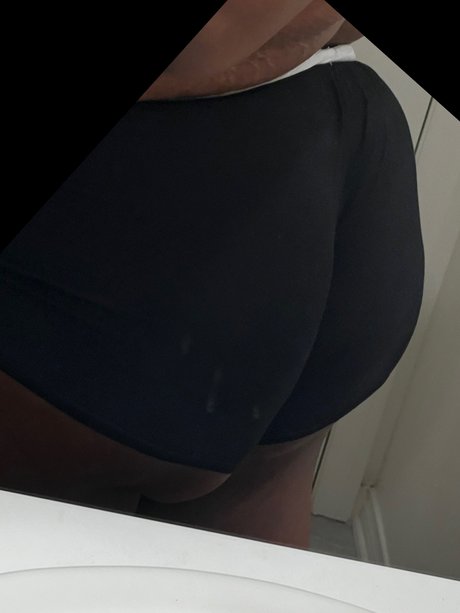 Photo nue de fuite OnlyFans de Mr Cakes