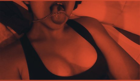 Photo nue de fuite OnlyFans de Gala Mors