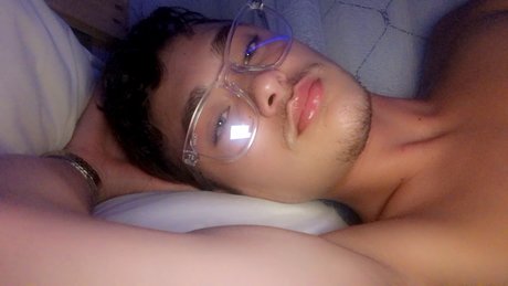 Photo nue de fuite OnlyFans de Ezzy