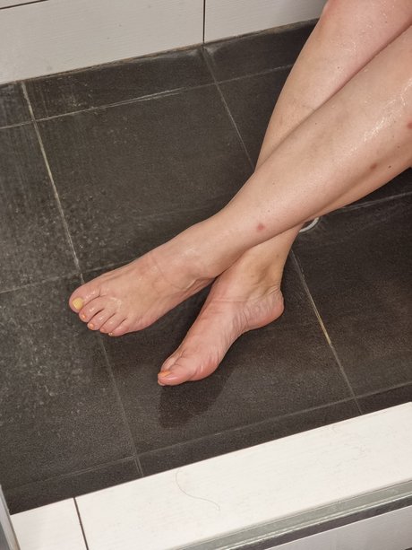 Photo nue de fuite OnlyFans de Feetsie Feet