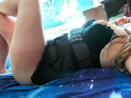 Photo nue de fuite OnlyFans de Molly Mania