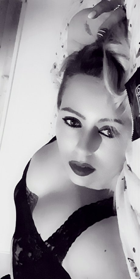 Photo nue de fuite OnlyFans de Charlotte