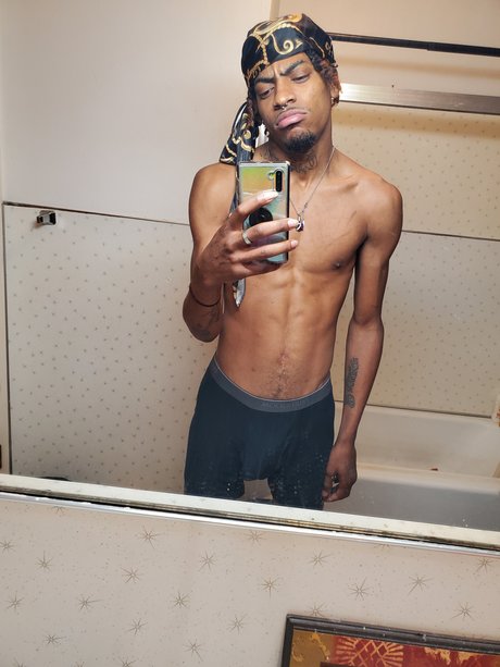 Photo nue de fuite OnlyFans de Dakari Kahle