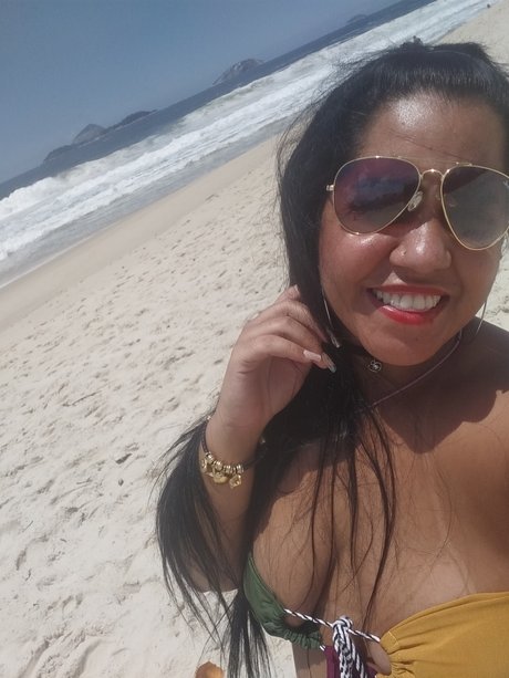 Photo nue de fuite OnlyFans de Thaissa Santos