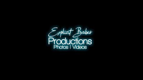 Photo nue de fuite OnlyFans de Xplicit Babes Production