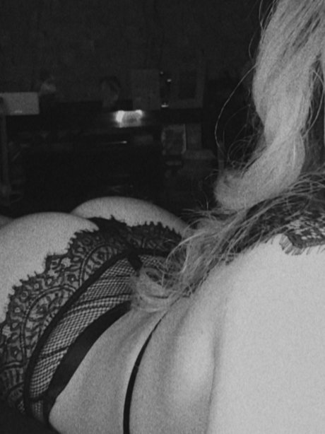 Photo nue de fuite OnlyFans de Hidi