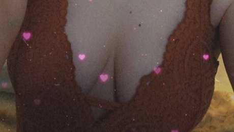 Photo nue de fuite OnlyFans de Katana Kitty