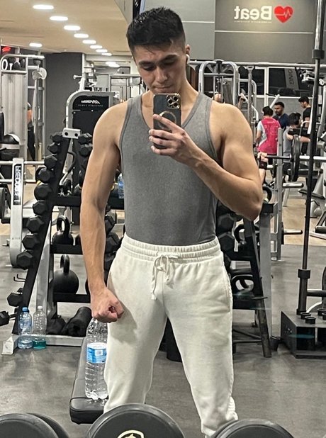 Photo nue de fuite OnlyFans de Johnnycas4
