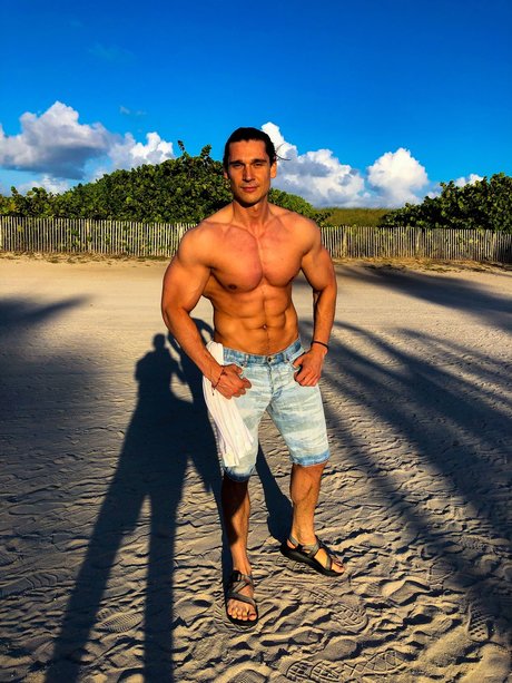 Photo nue de fuite OnlyFans de Georgirusevtv