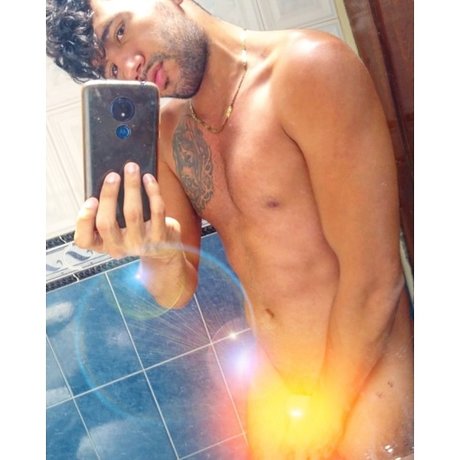 Photo nue de fuite OnlyFans de Neto Martinz