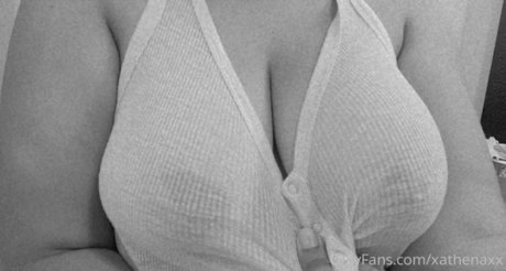 Photo nue de fuite OnlyFans de Athena 
