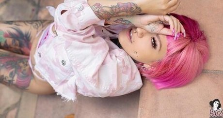 Photo nue de fuite OnlyFans de Pink Suicide