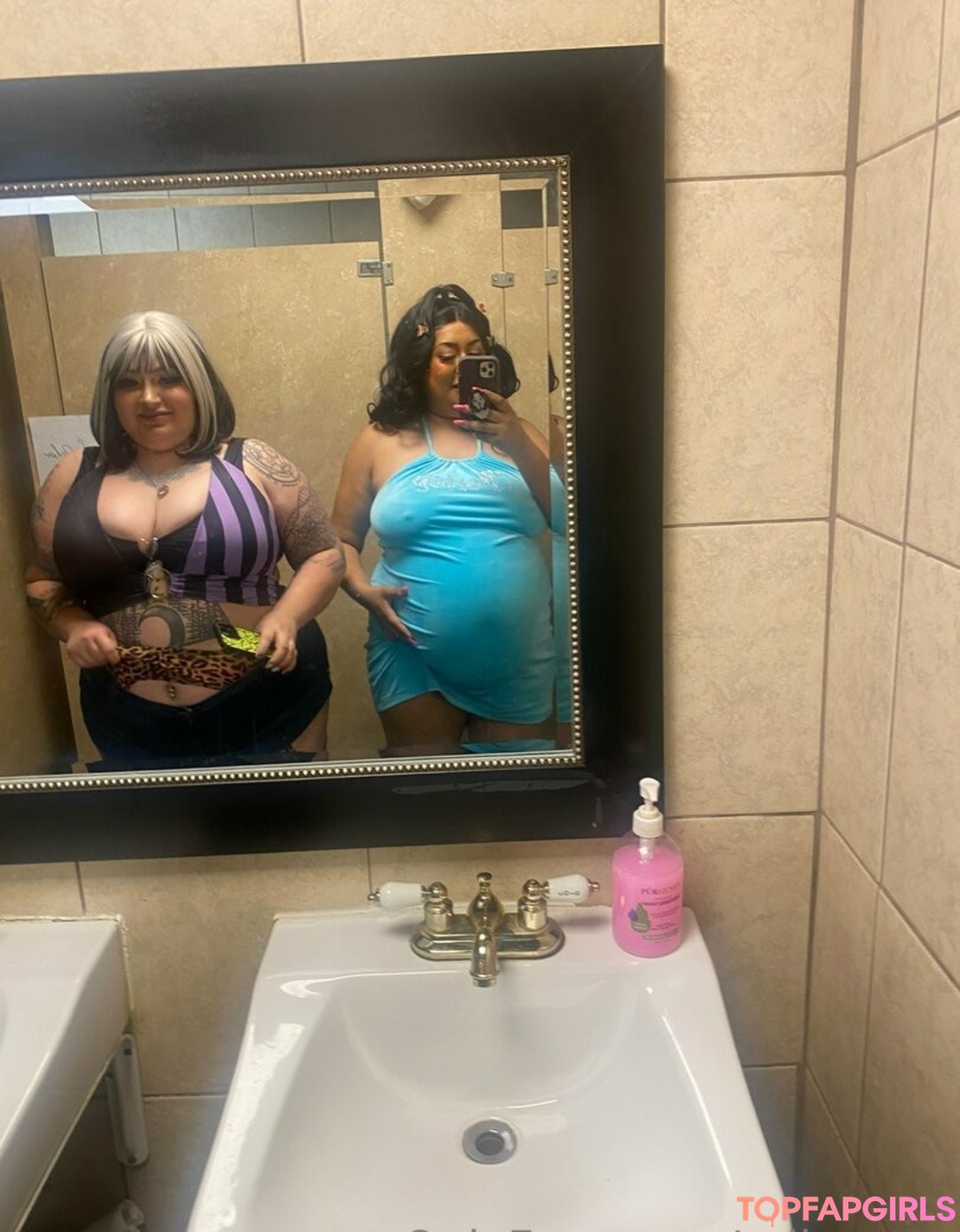 Photo nue de fuite OnlyFans de Reiinapop #1429